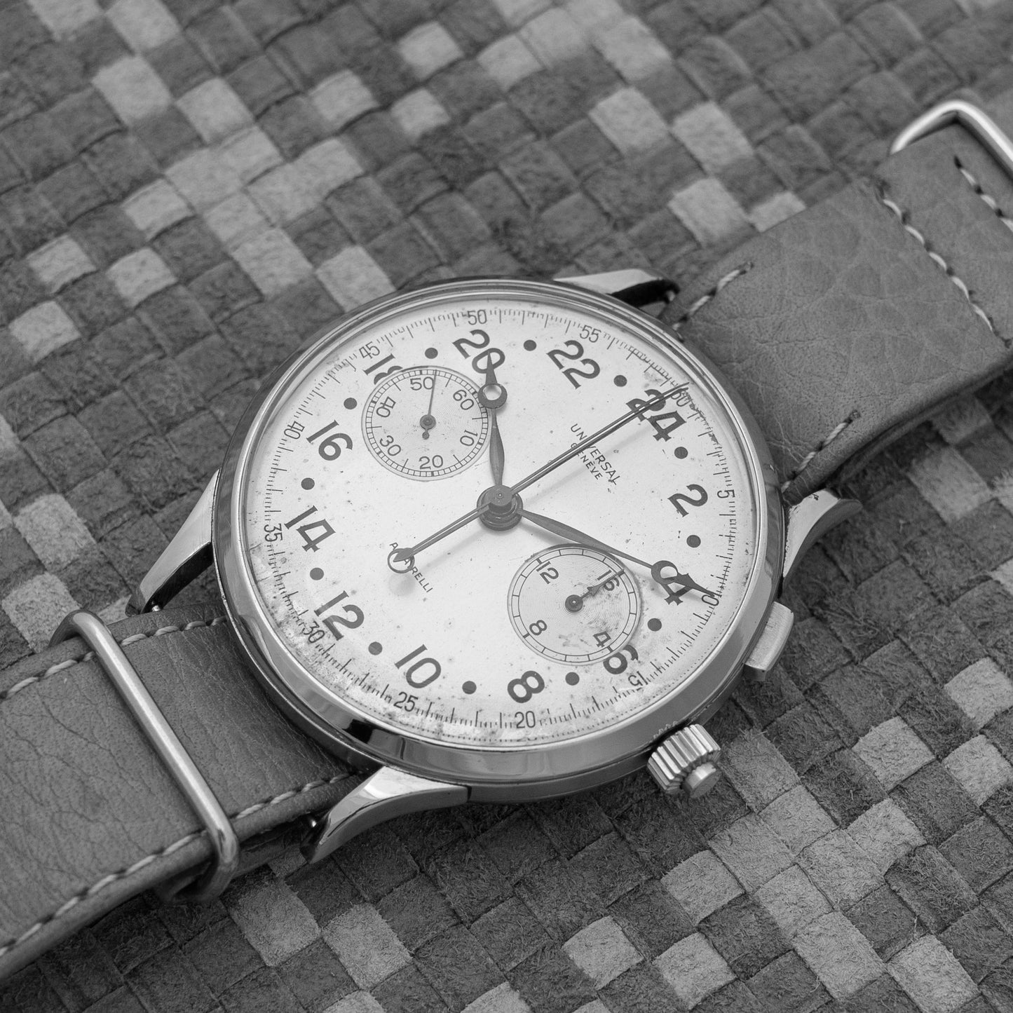 UNIVERSAL GENEVE CAIRELLI CRONOGRAPH SPLIT SECOND 24H