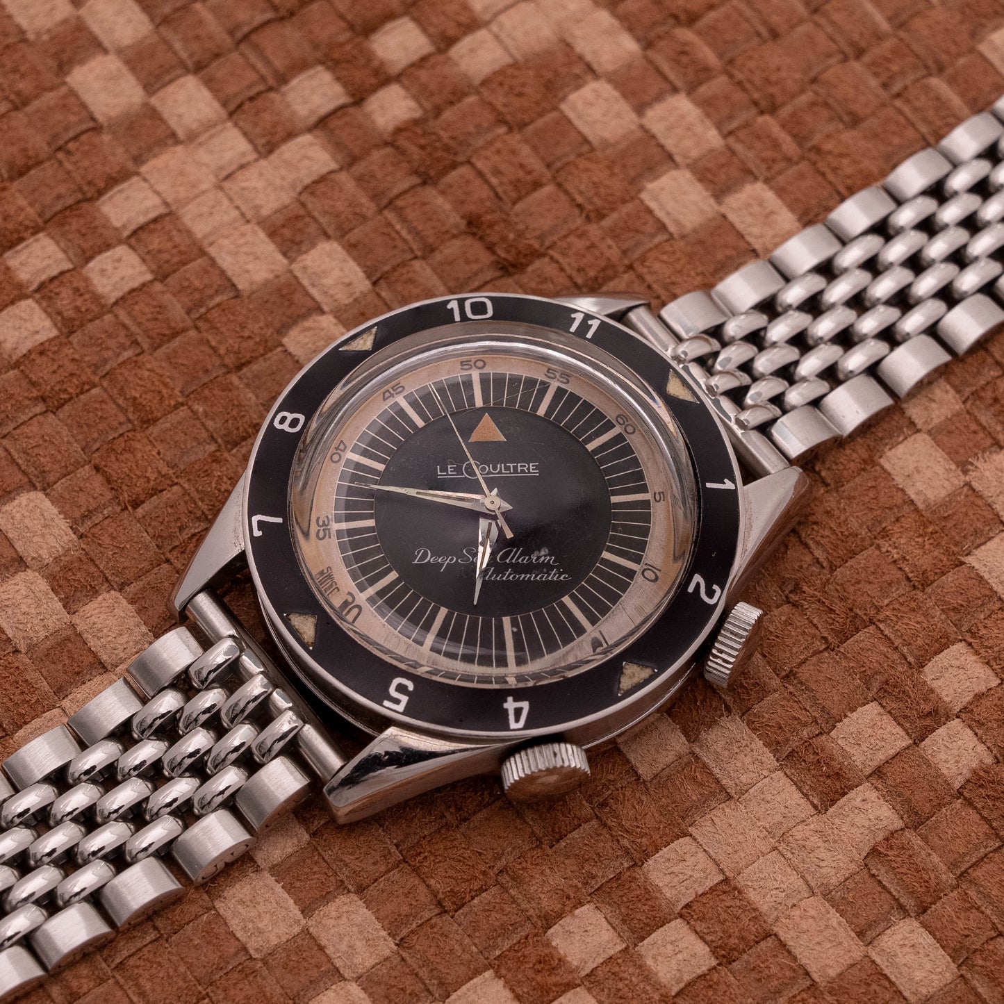 LECOULTRE DEEPSEA E857 USA VERSION BOX, PAPERS AND TAG.