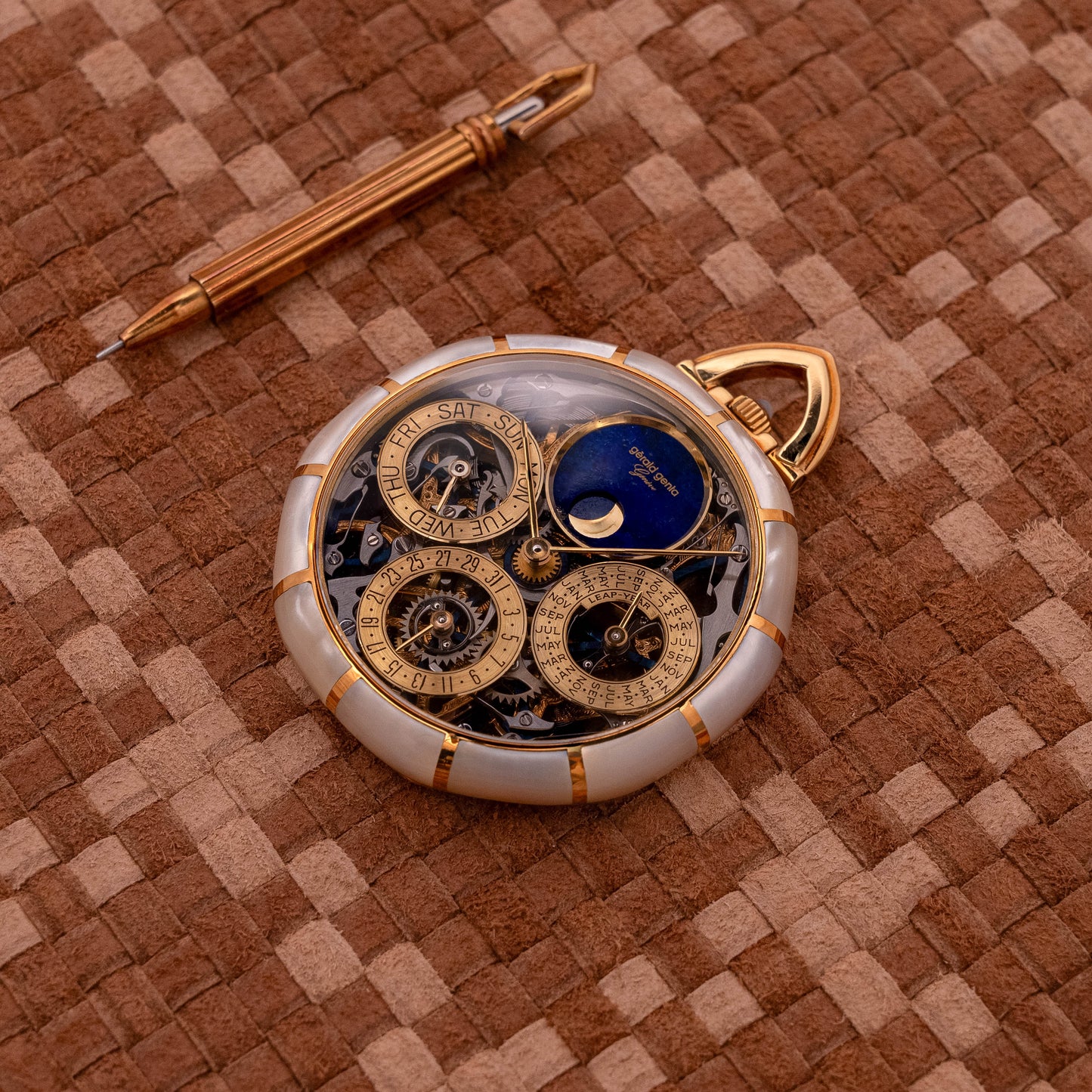 POCKET WATCH GERALD GENTA ROYAMA REFERENCE G2391