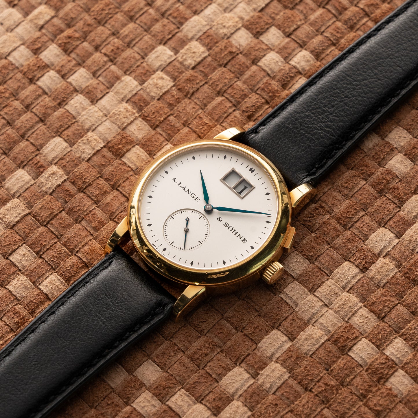 LANGE & SÖHNE SAXONIA BIG DATE REF. 105.022 TRANSITIONAL SERIES