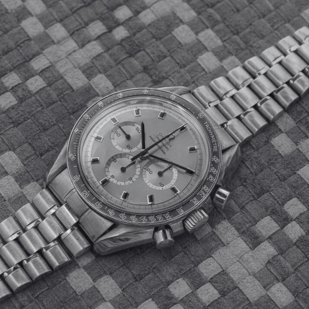 OMEGA SPEEDMASTER APOLLO GOLD 036
