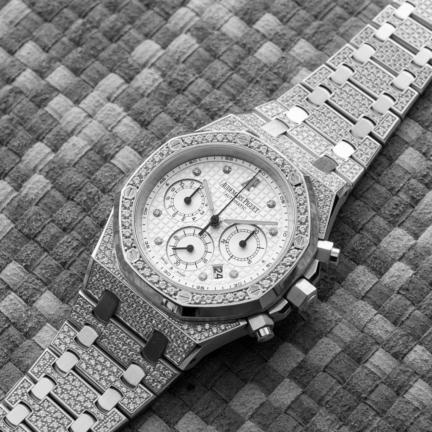 AUDEMARS PIGUET ROYAL OAK REF.25967BC DIAMOND SET