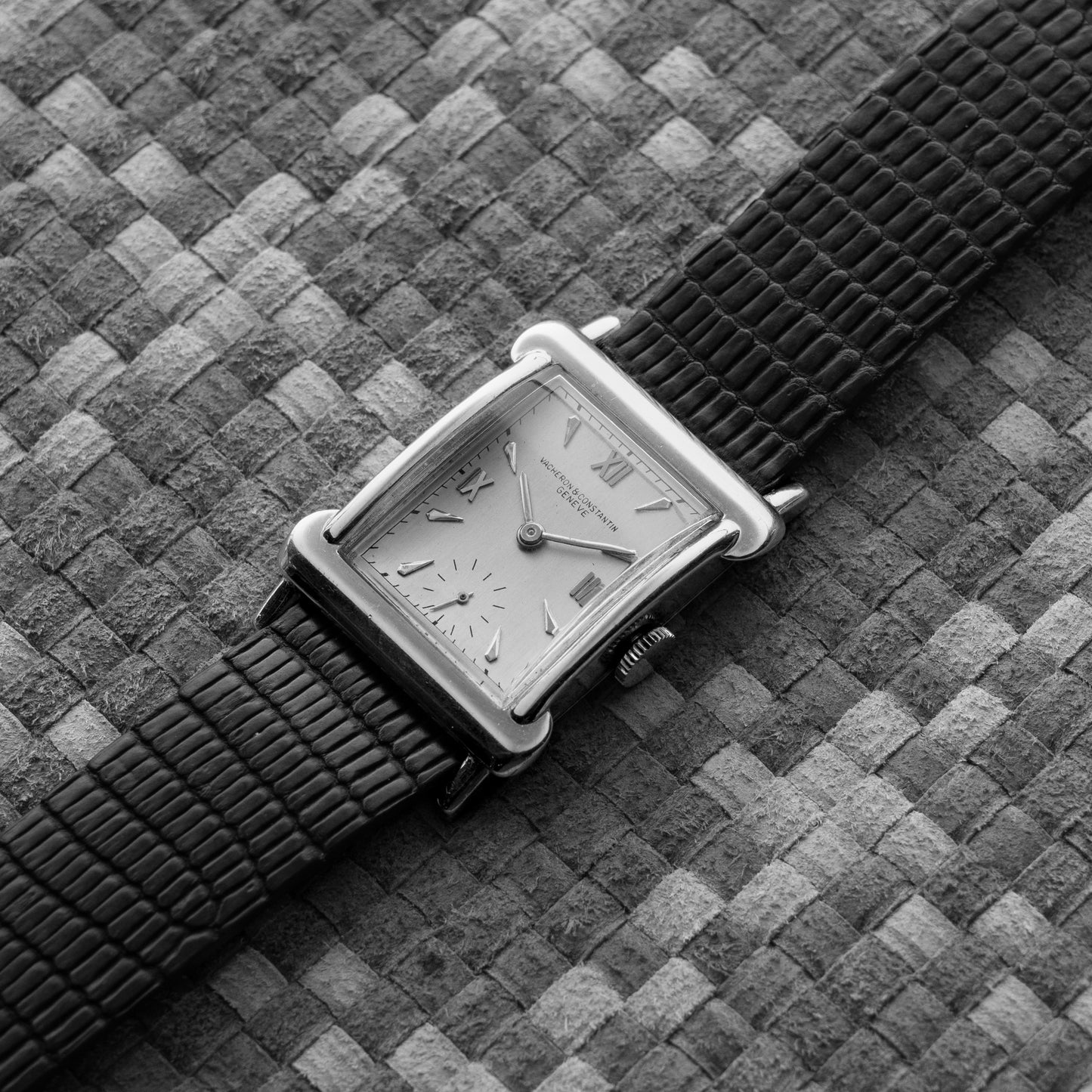 VACHERON CONSTANTIN 1945S ART DECO CASE