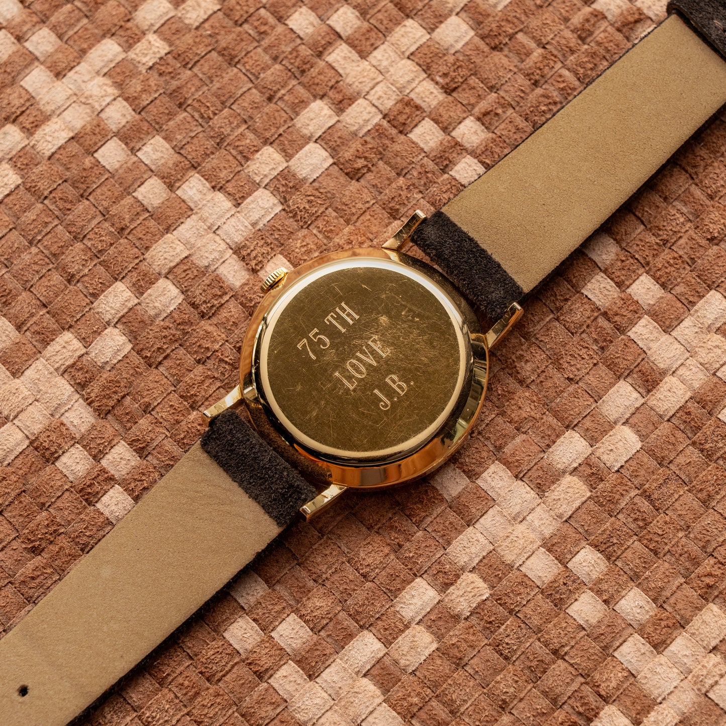 VACHERON CONSTANTIN YELLOW GOLD WRISTWATCH 1950