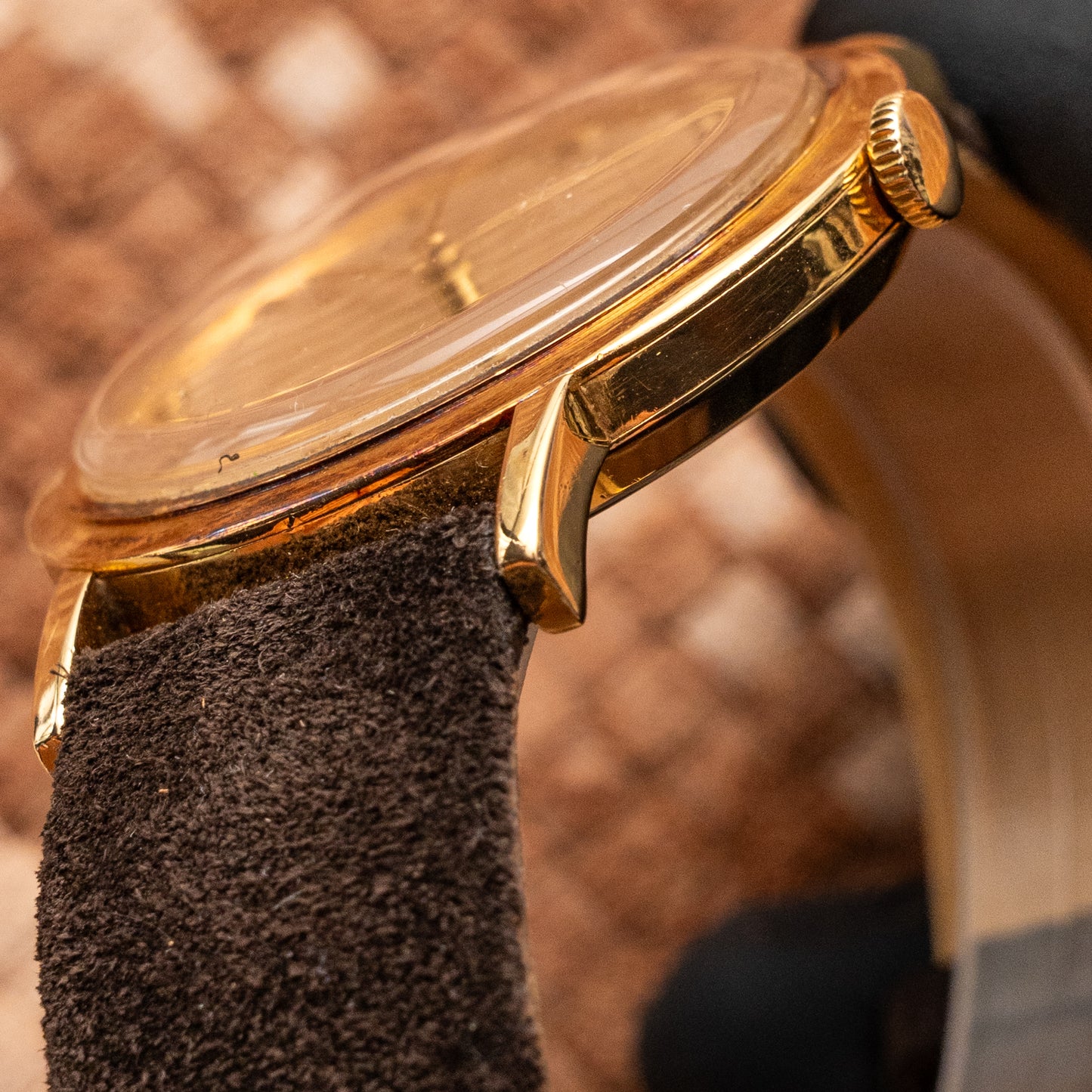 VACHERON CONSTANTIN YELLOW GOLD WRISTWATCH 1950