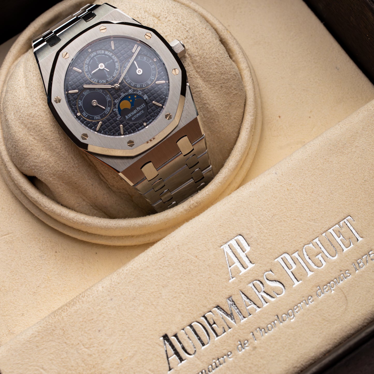 AUDEMARS PIGUET ROYAL OAK PERPETUAL CALENDAR REF. 25820ST04 2000's