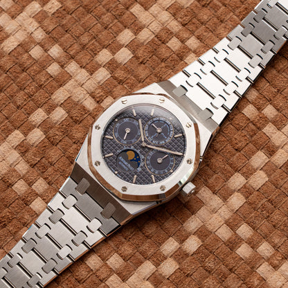 AUDEMARS PIGUET ROYAL OAK PERPETUAL CALENDAR REF. 25820ST04 2000's
