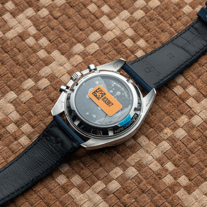 OMEGA SPEEDMASTER “SILVER SNOOPY AWARD” REF. 310.32.42.50.02.001