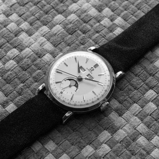 OMEGA COSMIC TRIPLE DATE MOONPHASE REF. 2473 1950S