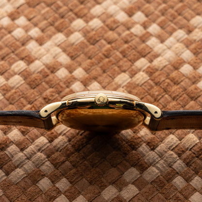 OMEGA AUTOMATIC CHRONOMÈTRE HONEYCOMB DIAL REF. 2517