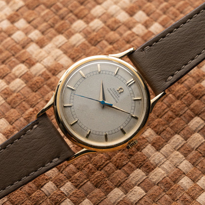 OMEGA AUTOMATIC CHRONOMÈTRE HONEYCOMB DIAL REF. 2517