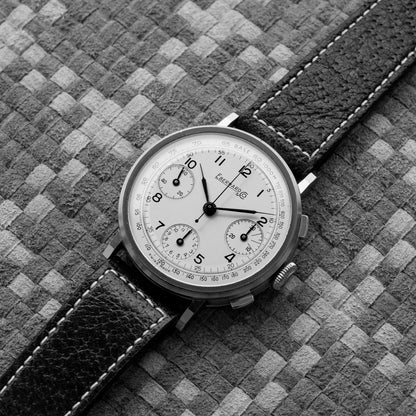 EBERHARD & CO. PRE EXTRA-FORT THREE-REGISTER CHRONO 1940s