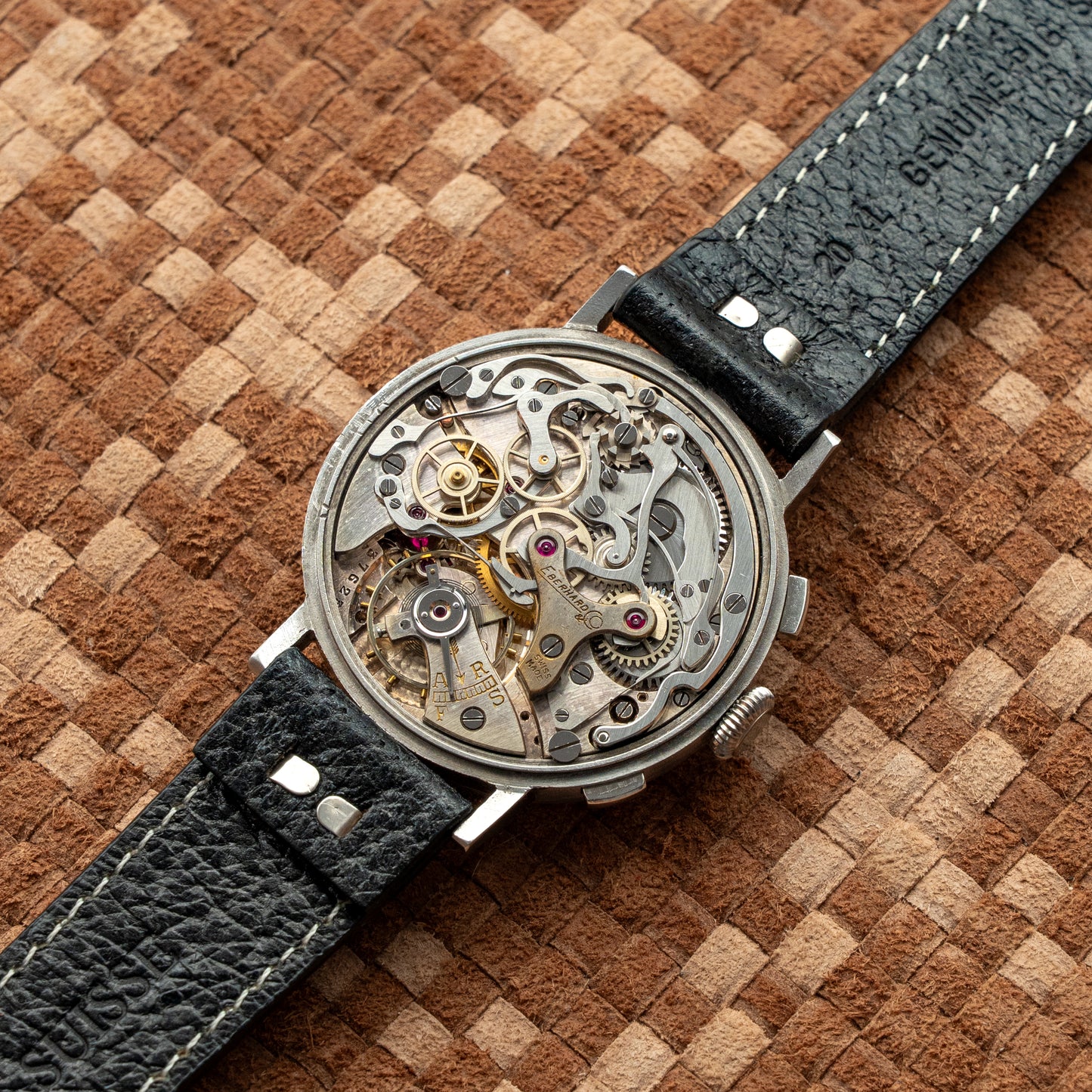 EBERHARD & CO. PRE EXTRA-FORT THREE-REGISTER CHRONO 1940s