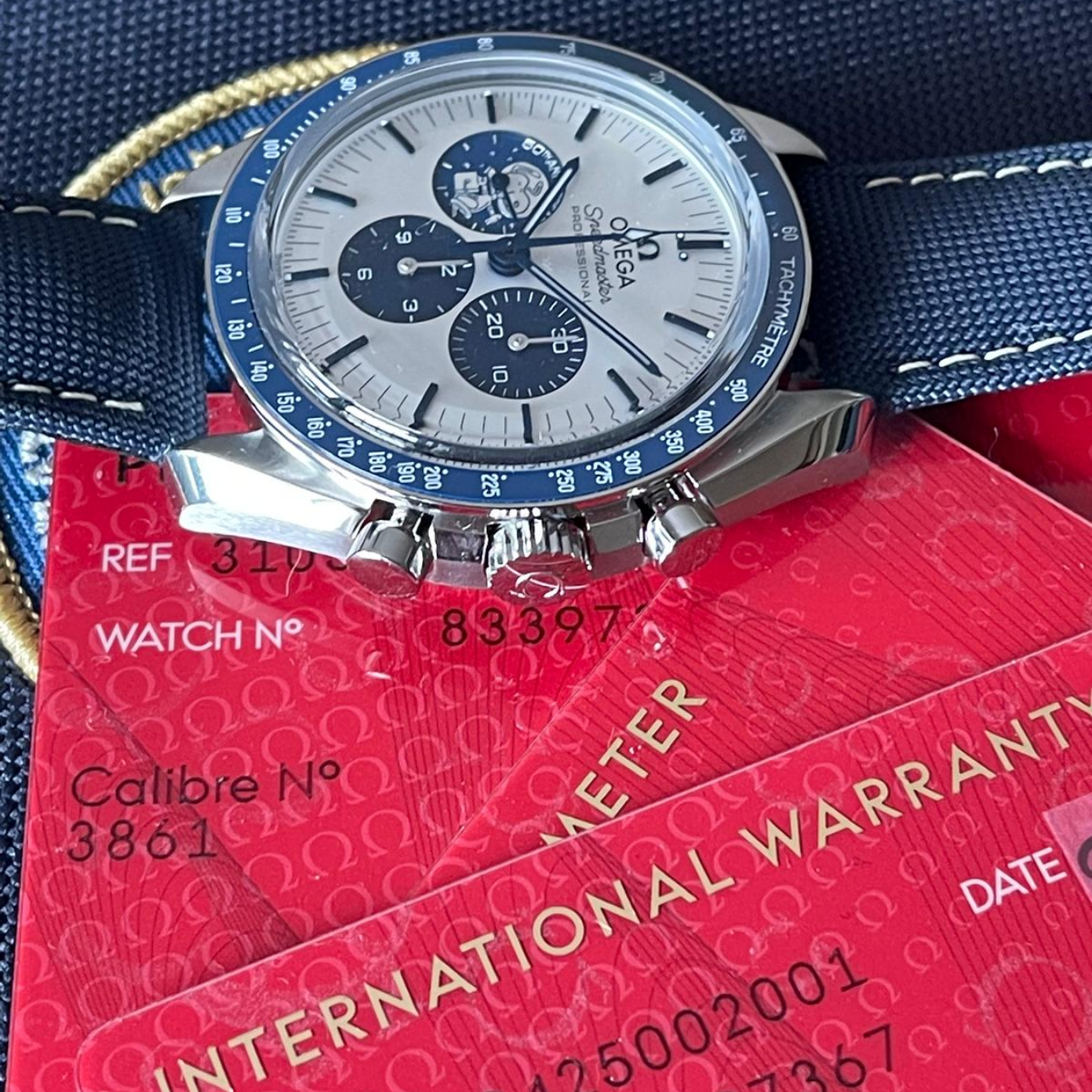 OMEGA SPEEDMASTER “SILVER SNOOPY AWARD” REF. 310.32.42.50.02.001