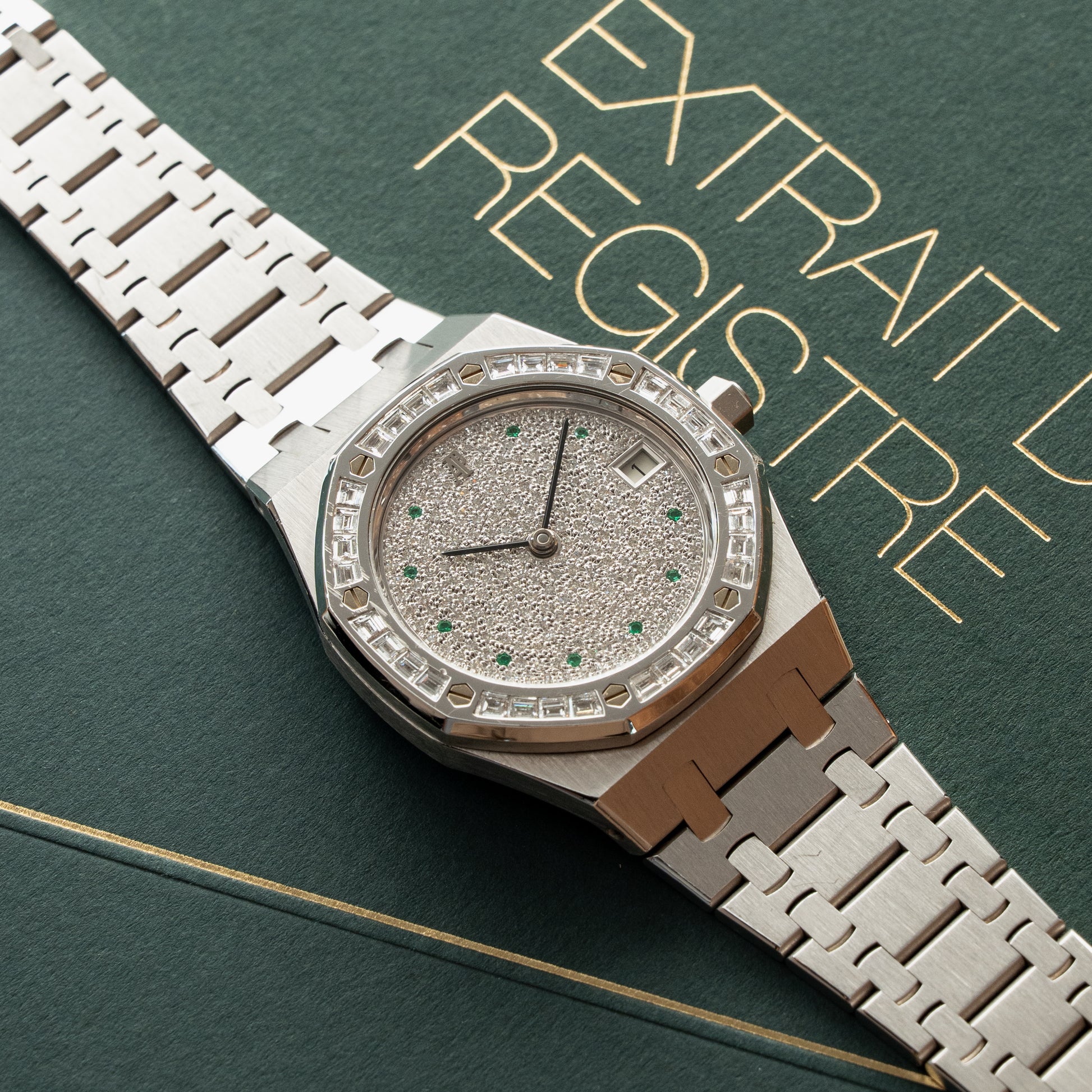 audemars-piguet-royal-oak-mini-jumbo-ref-14840BC-gallery